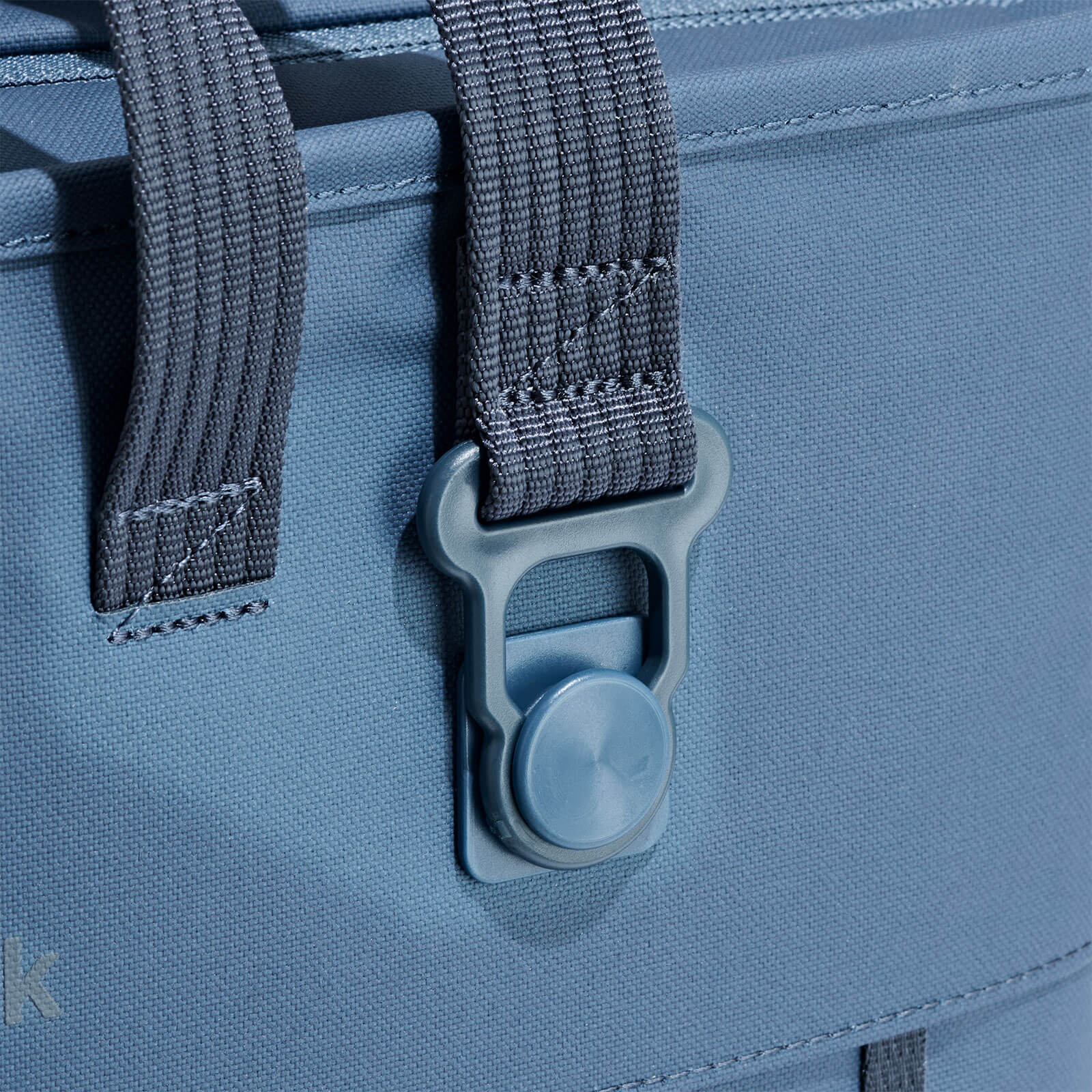VARIANT|Color|Capri Blue|11